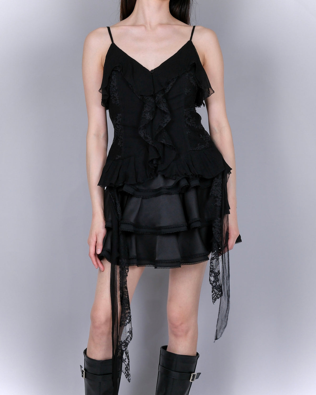 FATAL BLOOM CAMI — BLACK