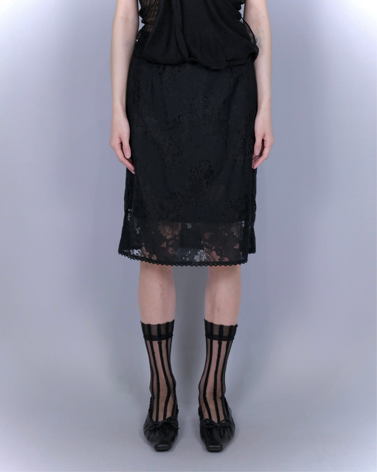 SHADOW LACE MIDI SKIRT