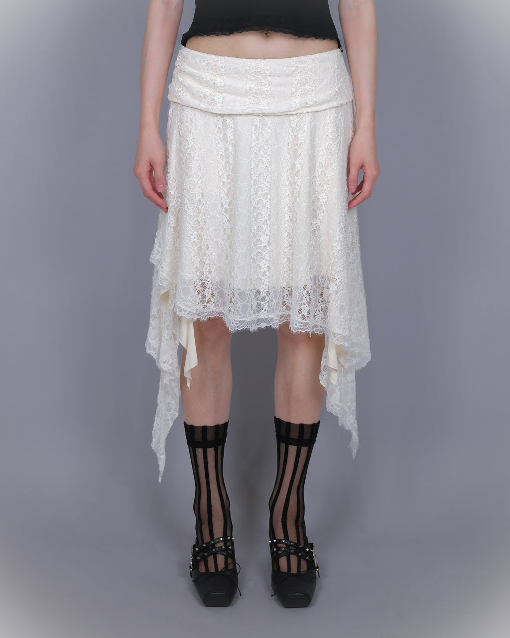 HAUNTED REVERIE LACE SKIRT