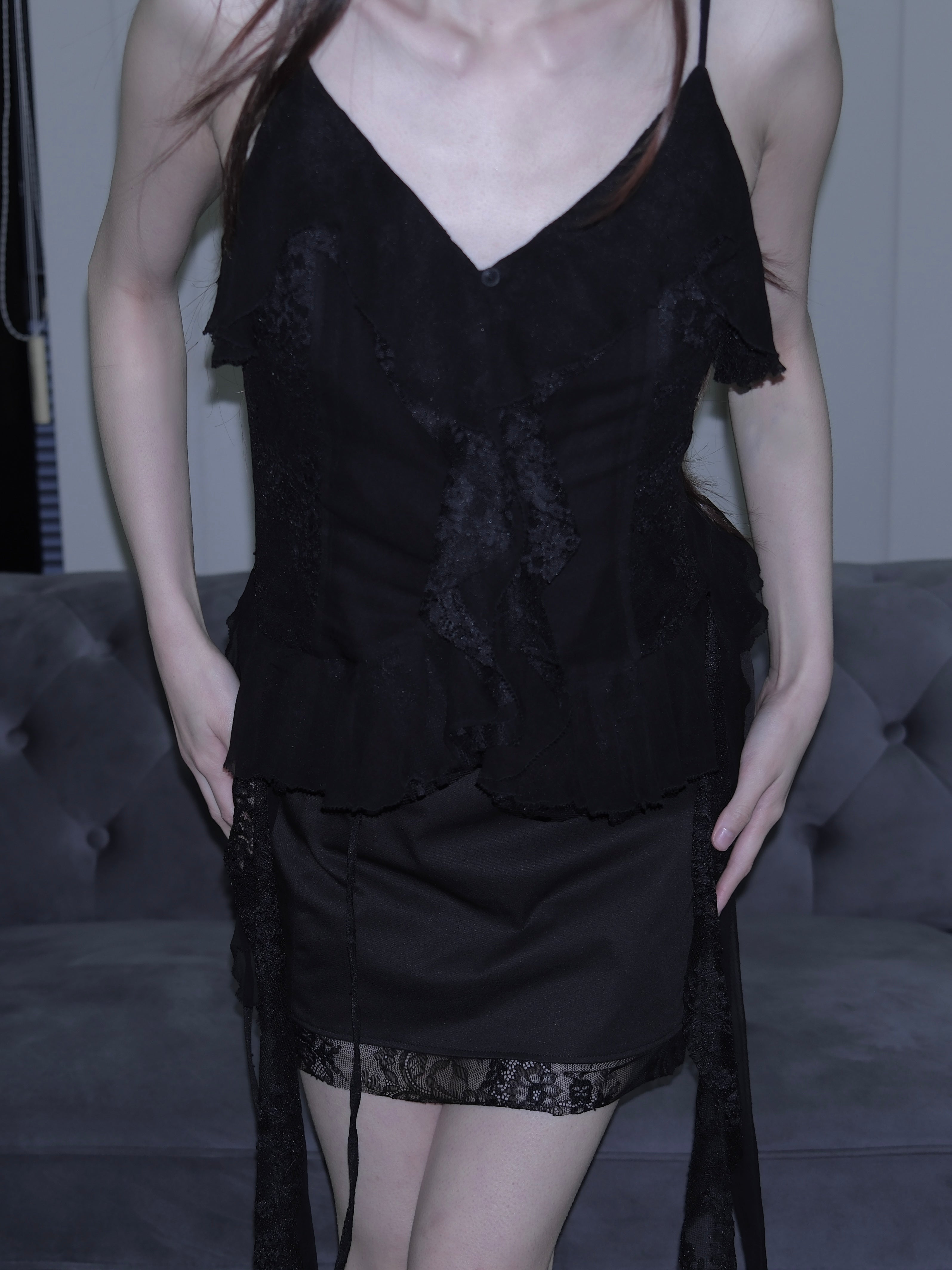 FATAL BLOOM CAMI — BLACK